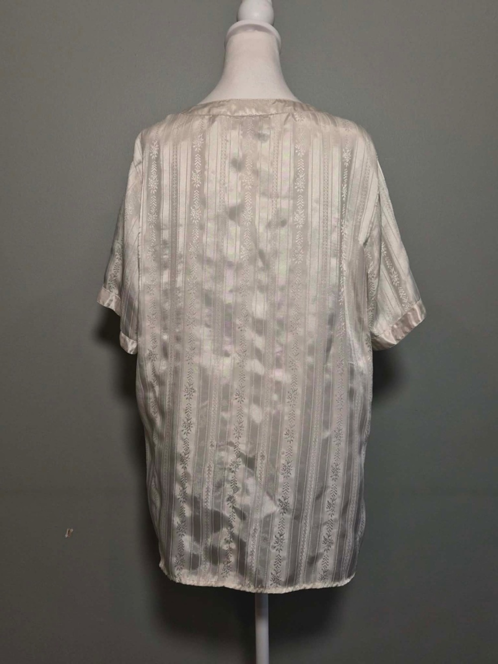 Victoria Secret Vintage 80s Gold Label Romantic Ivory Satin 2 Piece Pajama Set M - Picture 8 of 15
